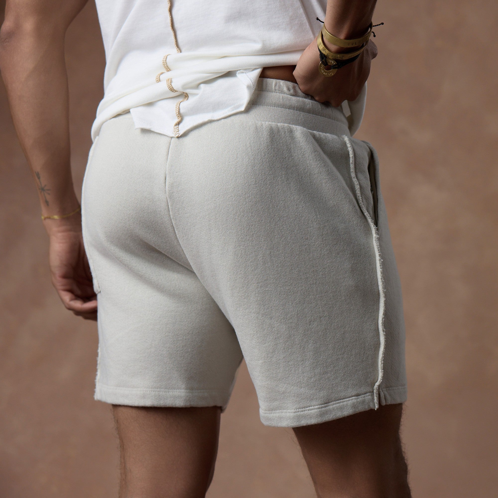 7” RESORT SHORT / WHITE STONE
